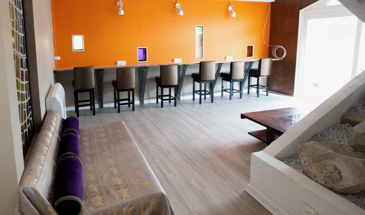 Moodz Hotel Vienne Pont-Eveque Esterno foto